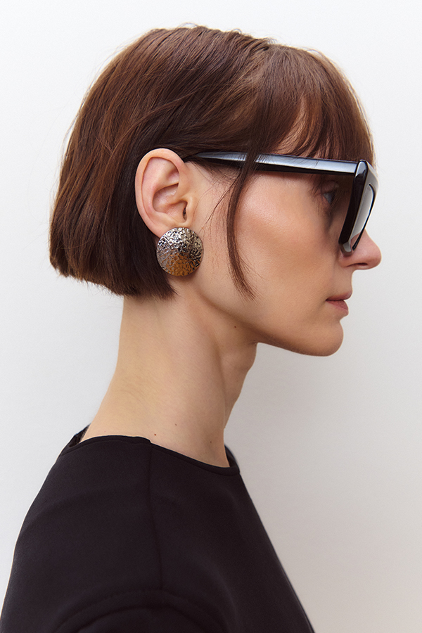 Cat-eye sunglasses